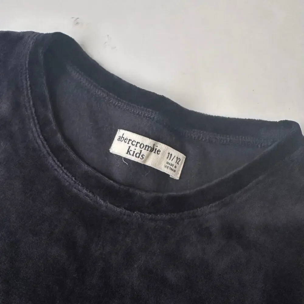 Abercrombie Black Velour Ruffle Sleeve Top - Size 11/12